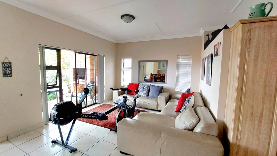 3 Bedroom Property for Sale in Monte Christo Western Cape